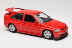 Ford Escort Mk5 RS Cosworth Punainen UT Models 1:18 180082102 Metalli — kuva 6 / 8