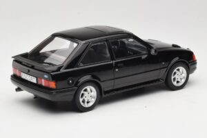 Ford Escort Mk4 RS Turbo S2 Musta MCG 1:18 MCG18546 Metalli — kuva 2 / 6