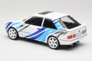 Ford Escort Mk4 RS Turbo S2 Valkoinen Koristeteippauksella MCG 1:18 MCG18547R Metalli — kuva 5 / 6