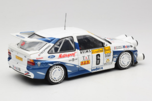 Ford Escort RS Cosworth Mobil 1 #6 F. Delecour / D. Grataloup Rally Monte Carlo Night Version Winner 1994 UT Models 1:18 3945 — kuva 3 / 8