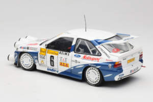 Ford Escort RS Cosworth Mobil 1 #6 F. Delecour / D. Grataloup Rally Monte Carlo Night Version Winner 1994 UT Models 1:18 3945 — kuva 7 / 8