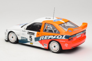 Ford Escort RS Cosworth Repsol #5 C. Sainz / L. Moya RAC Rally 1997 UT Models 1:18 39750 Metalli — kuva 7 / 8