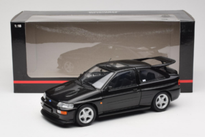 Ford Escort RS Cosworth Black Metallic Minichamps 1:18 150089020 Metalli — kuva 8 / 8
