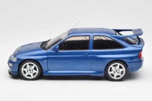 Ford Escort RS Cosworth Sininen IXO 1:18 18CMC180 Metalli — kuva 3 / 6