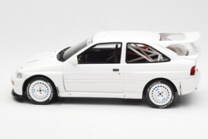Ford Escort RS Cosworth Group A Valkoinen Otto 1:18 OT1025 Hartsi — kuva 3 / 6