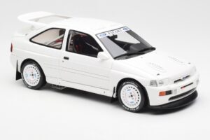Ford Escort RS Cosworth Group A Valkoinen Otto 1:18 OT1025 Hartsi — kuva 4 / 6