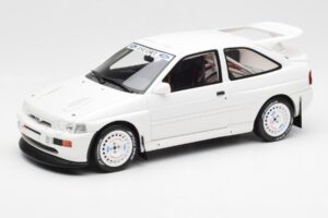 Ford Escort RS Cosworth Group A Valkoinen Otto 1:18 OT1025 Hartsi