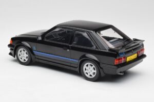 Ford Escort RS Turbo Prinsessa Dianan Yksityisauto Musta MCG 1:18 MCG18420 Metalli — kuva 5 / 6