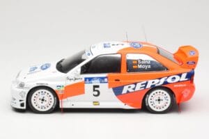 Ford Escort WRC #5 C. Sainz / L. Moya Winner Acropolis Rally 1997 IXO 1:18 18RMC172A Metalli — kuva 3 / 6