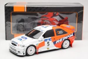 Ford Escort WRC #5 C. Sainz / L. Moya Winner Acropolis Rally 1997 IXO 1:18 18RMC172A Metalli — kuva 6 / 6