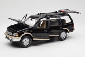 Ford Expedition Eddie Bauer Musta UT Models 1:18 22710 Metalli — kuva 3 / 7