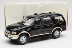 Ford Expedition Eddie Bauer Musta UT Models 1:18 22710 Metalli — kuva 7 / 7