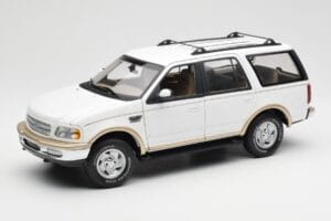 Ford Expedition Eddie Bauer Valkoinen UT Models 1:18 22712 Metalli