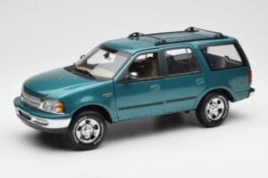 Ford Expedition XLT Vihreä Metallic UT Models 1:18 22717 Metalli