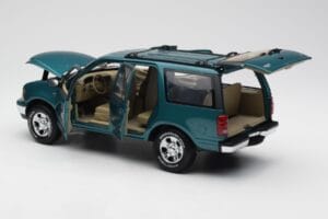 Ford Expedition XLT Vihreä Metallic UT Models 1:18 22717 Metalli — kuva 5 / 8