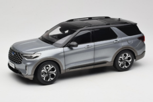 Ford Explorer Harmaa OEM 1:18 FORD2020 Metalli