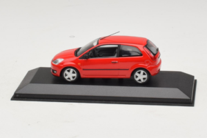 Ford Fiesta Mk5 2-Door Punainen Minichamps 1:43 FIESTA004 Metalli