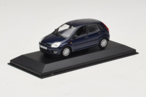 Ford Fiesta Mk5 4-Door Tummansininen Minichamps 1:43 FIESTA001 Metalli — kuva 2 / 4