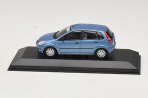 Ford Fiesta Mk5 4-Door Vaaleansininen Minichamps 1:43 FIESTA002 Metalli