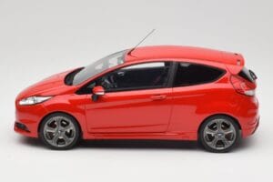 Ford Fiesta ST Mk7 Race Red Otto 1:18 OT1087 Hartsi — kuva 3 / 6