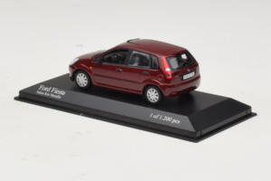 Ford Fiesta Mk5 Punainen Metallic Minichamps 1:43 400081101 Metalli — kuva 3 / 4