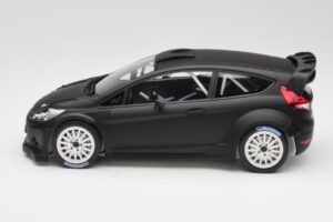 Ford Fiesta RS WRC Street Mk7 Matta Musta Minichamps 1:18 151110892 Metalli — kuva 3 / 6