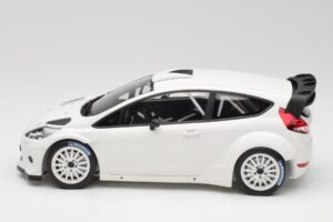 Ford Fiesta RS WRC Street Mk7 Valkoinen Minichamps 1:18 151110890 Metalli — kuva 3 / 6