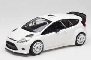 Ford Fiesta RS WRC Street Mk7 Valkoinen Minichamps 1:18 151110890 Metalli