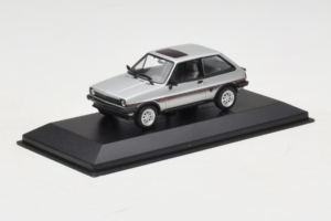 Ford Fiesta XR2 Hopea Minichamps 1:43 400085160 Metalli — kuva 2 / 4