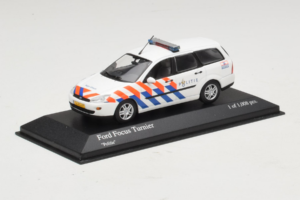 Ford Focus Turnier Politie Minichamps 1:43 430087092 Metalli — kuva 2 / 4