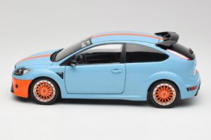 Ford Focus RS LM Classic Edition Gulf 1968 Ford GT40 Tribute Minichamps 1:18 100080068 Metalli — kuva 4 / 8
