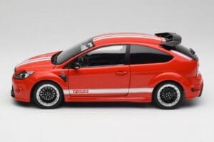 Ford Focus RS LM Classic Edition Race Red 1967 Ford Mk IV Tribute Minichamps 1:18 100080067 Metalli — kuva 4 / 8