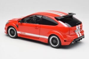 Ford Focus RS LM Classic Edition Race Red 1967 Ford Mk IV Tribute Minichamps 1:18 100080067 Metalli — kuva 7 / 8