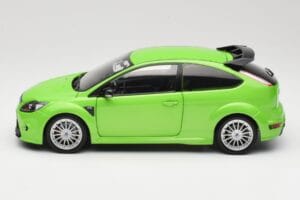 Ford Focus RS Mk2 Green Metallic Minichamps 1:18 100080001 Metalli — kuva 4 / 8