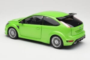 Ford Focus RS Mk2 Green Metallic Minichamps 1:18 100080001 Metalli — kuva 7 / 8
