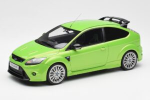Ford Focus RS Mk2 Vihreä Otto 1:18 OT381 Hartsi