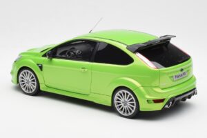 Ford Focus RS Mk2 Vihreä Otto 1:18 OT381 Hartsi — kuva 5 / 6