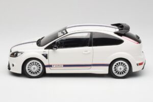 Ford Focus RS Mk2 LM Classic Valkoinen Mk IIb Tribute Minichamps 1:18 100080167 Metalli — kuva 4 / 8