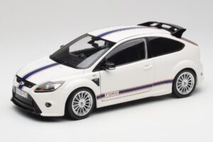 Ford Focus RS Mk2 LM Classic Valkoinen Mk IIb Tribute Minichamps 1:18 100080167 Metalli