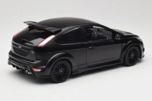 Ford Focus RS Mk2 Matte Black Minichamps 1:18 100080000 Metalli — kuva 3 / 8
