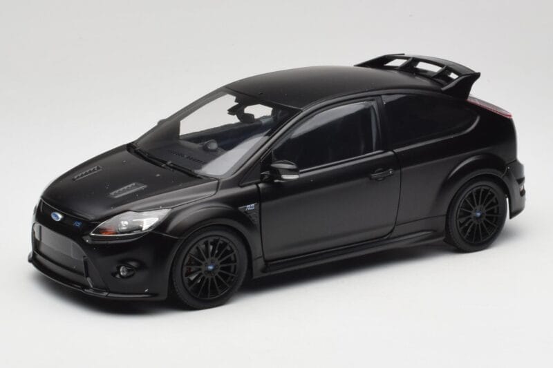 Ford Focus RS Mk2 Matte Black Minichamps 1:18 100080000 Metalli
