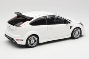 Ford Focus RS Mk2 Valkoinen Minichamps 1:18 100080002 Metalli — kuva 3 / 8
