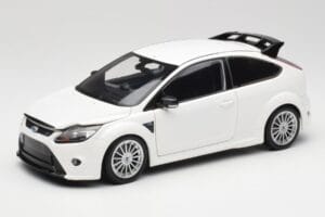 Ford Focus RS Mk2 Valkoinen Minichamps 1:18 100080002 Metalli