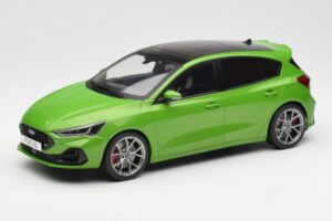 Ford Focus ST Mk4 Vihreä MCG 1:18 MCG18452 Metalli