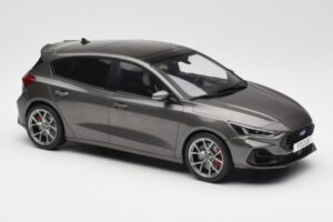 Ford Focus ST Mk4 Harmaa MCG 1:18 MCG18454 Metalli — kuva 4 / 6
