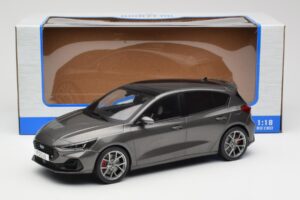 Ford Focus ST Mk4 Harmaa MCG 1:18 MCG18454 Metalli — kuva 6 / 6