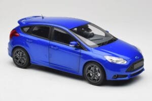 Ford Focus ST Mk2 Blue Metallic Minichamps 1:18 110082001 Metalli — kuva 6 / 8