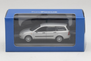 Ford Focus Mk1 Turnier Hopea Minichamps 1:43 FOCUS004 Metalli — kuva 5 / 5