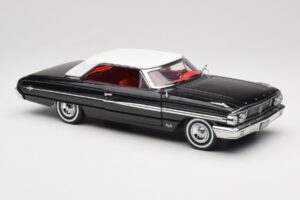 Ford Galaxie 500 Musta Sun Star 1:18 1442 Metalli — kuva 6 / 8