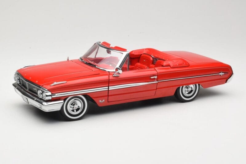 Ford Galaxie 500 Avoauto Punainen Sun Star 1:18 1420 Metalli